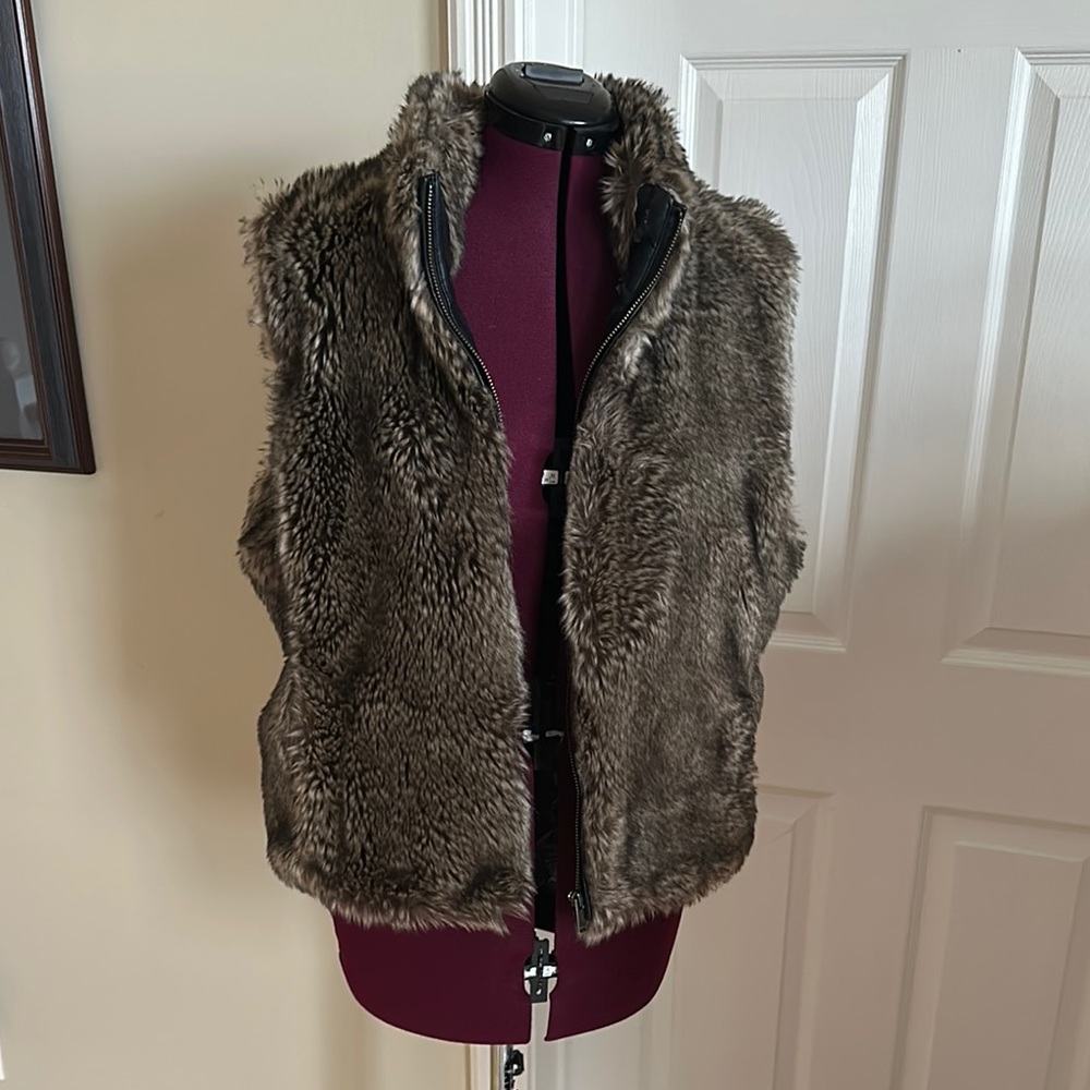 Banana Republic Faux Fur Vest with Plush Texture and High Collar